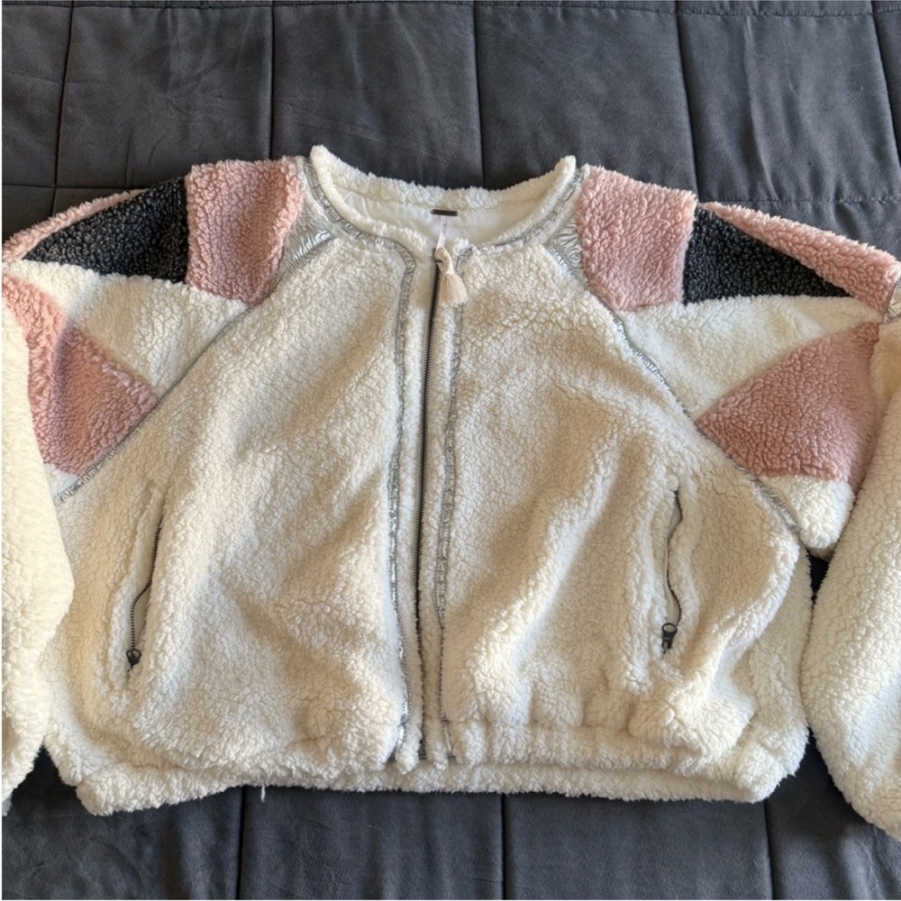 Free People Cream Sherpa Zip Up With Pink Geometric Patterned Shoulders - Picture 10 of 11